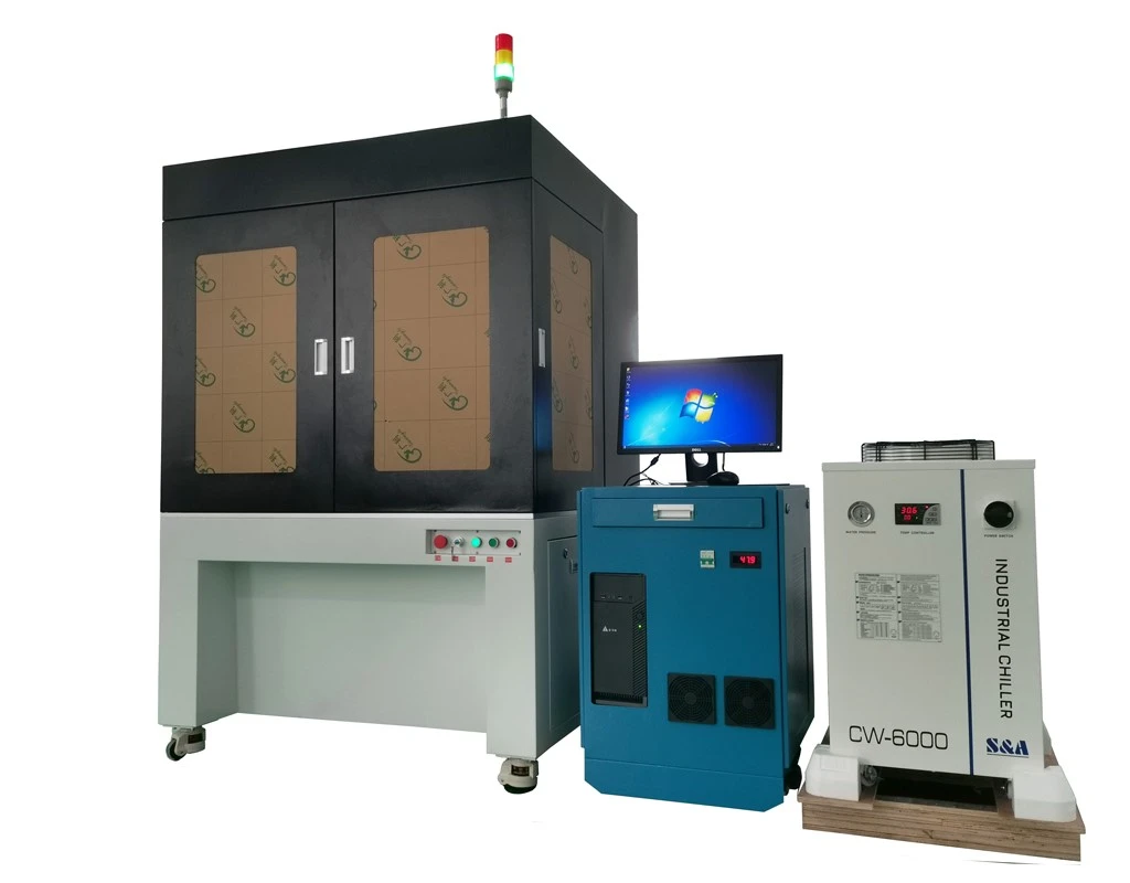 150W CO<sub>2</sub> laser engraving machine 150W CO<sub>2</sub>laserový gravírovací stroj