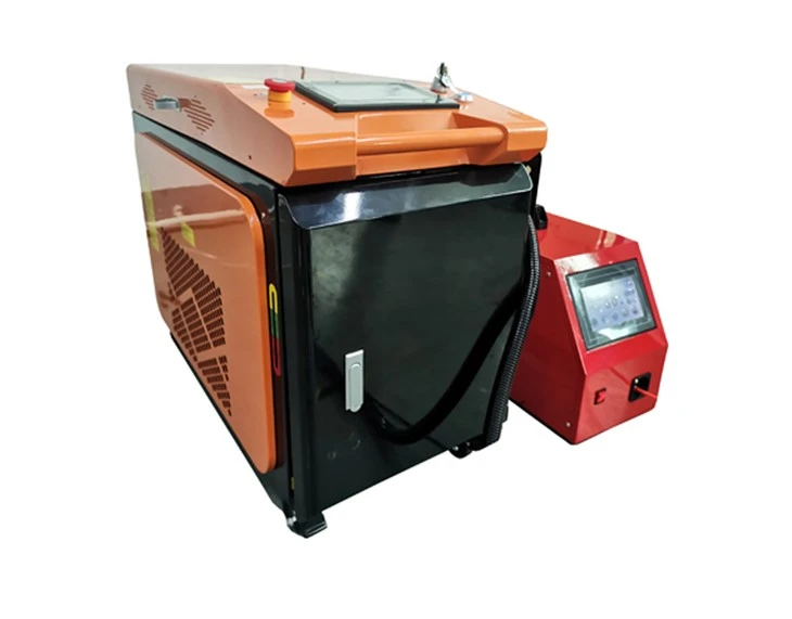 2000W vláknový laserový svařovací stroj